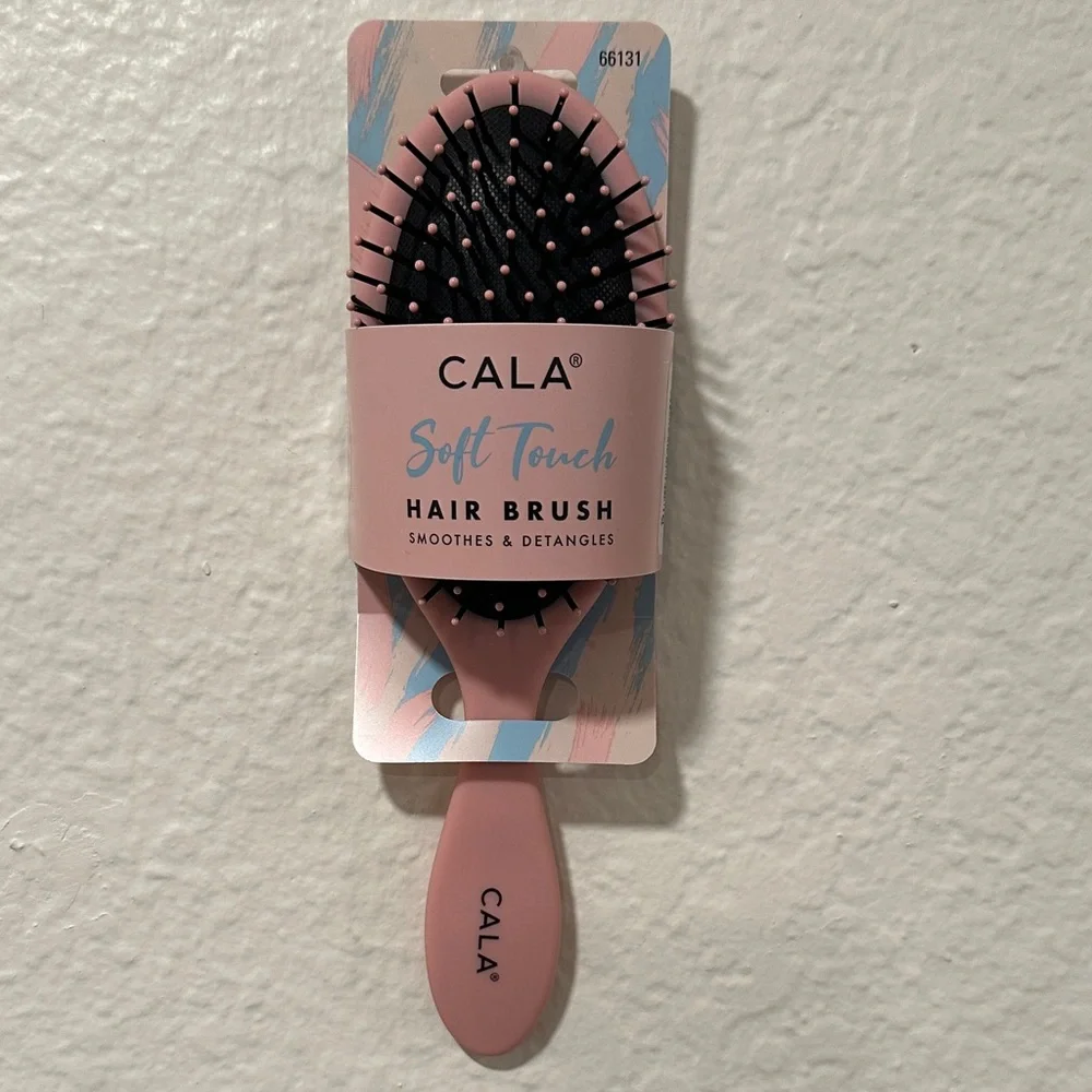 NWT Cala Soft Touch Pink Hair Brush - wet or dry hair‎